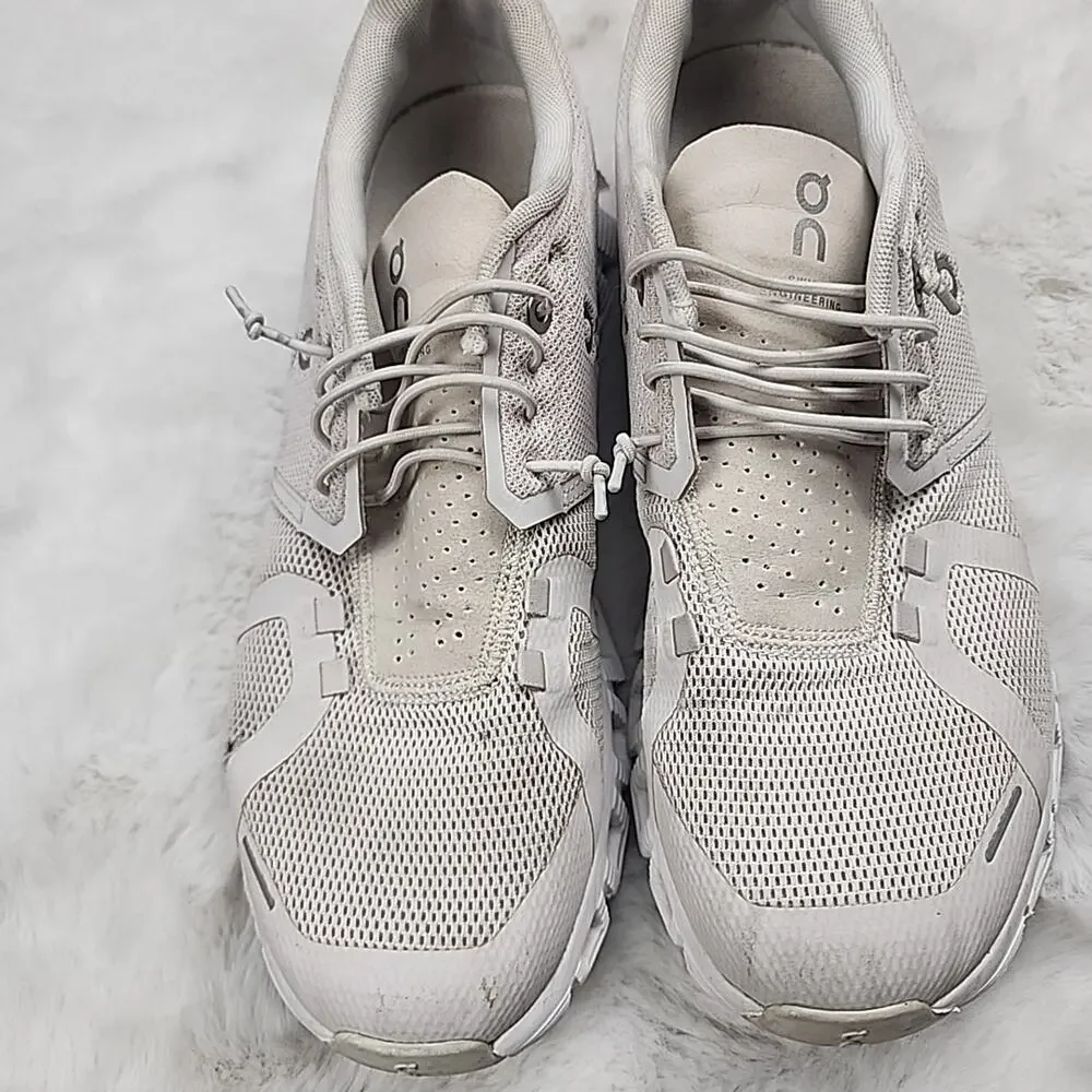 ON Cloud 5 Shoes Womens Size 9.5 Beige White Running Athletic - Picture 3 of 9